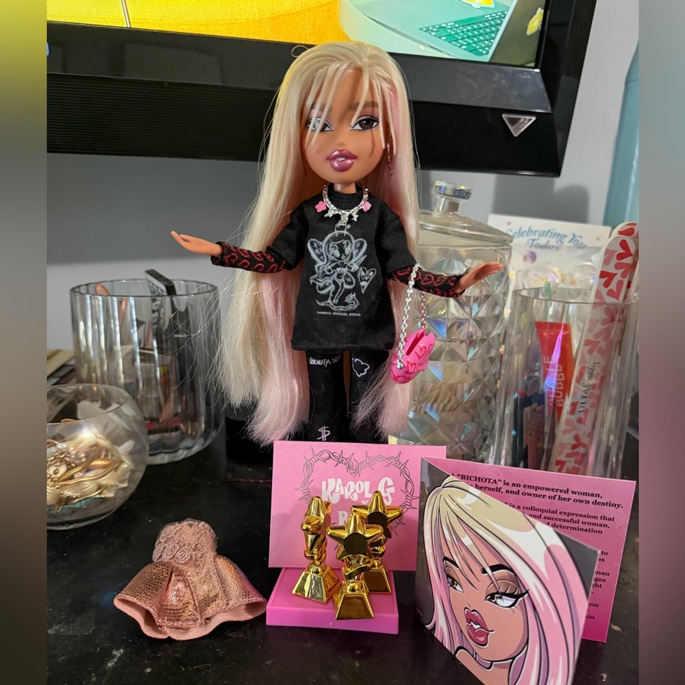 KAROL G BRATZ DOLL OOB